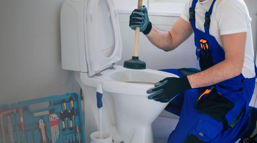 Local expert plumbing services in Mowrystown, OH